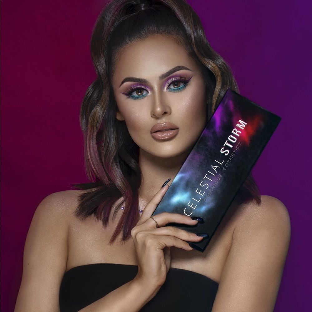 ✨2xHP✨CELESTIAL THUNDER EYE SHADOW PALETTE✨